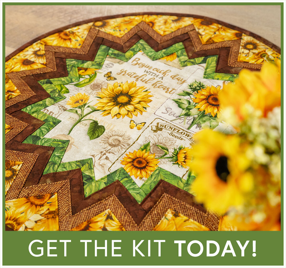 Point of View Folded Star Table Topper Kit - Sunflower Farm