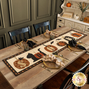 link to Spooky Kitty Table Runner Kit
