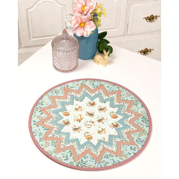 Point of View Folded Star Table Topper Kit - Woodland Heart