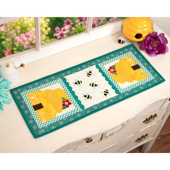 Sew Cute Runner Series - August Kit