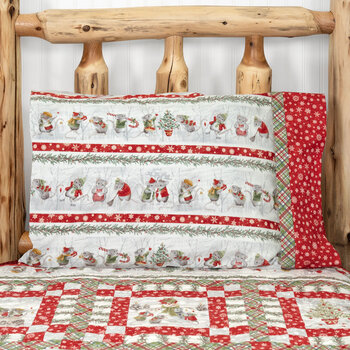 Magic Pillowcase Kit - The Christmas Mouse Flannel 
