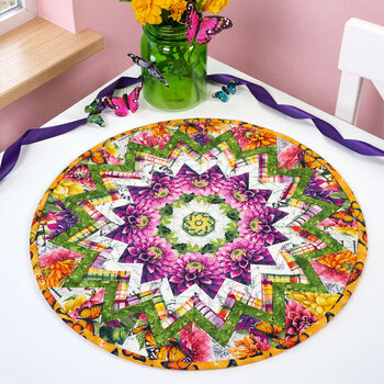 Point of View Kaleidoscope Folded Star Table Topper Kit - Dahlia Botanica