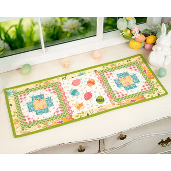 Sew Cute Runner April Kit