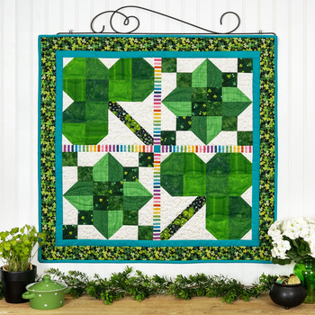Pieceful Patchwork kit - March
