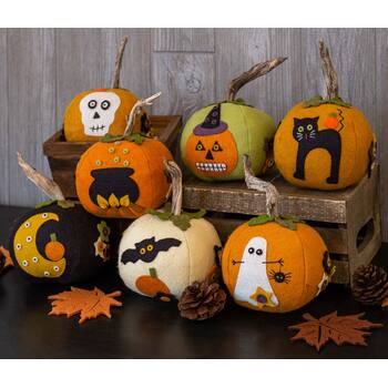 Eek! Spooks! Stuffed Pumpkins Wool Kit