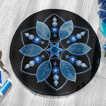 Kaleidoscope - Stitching the Blues Wool mat Kit