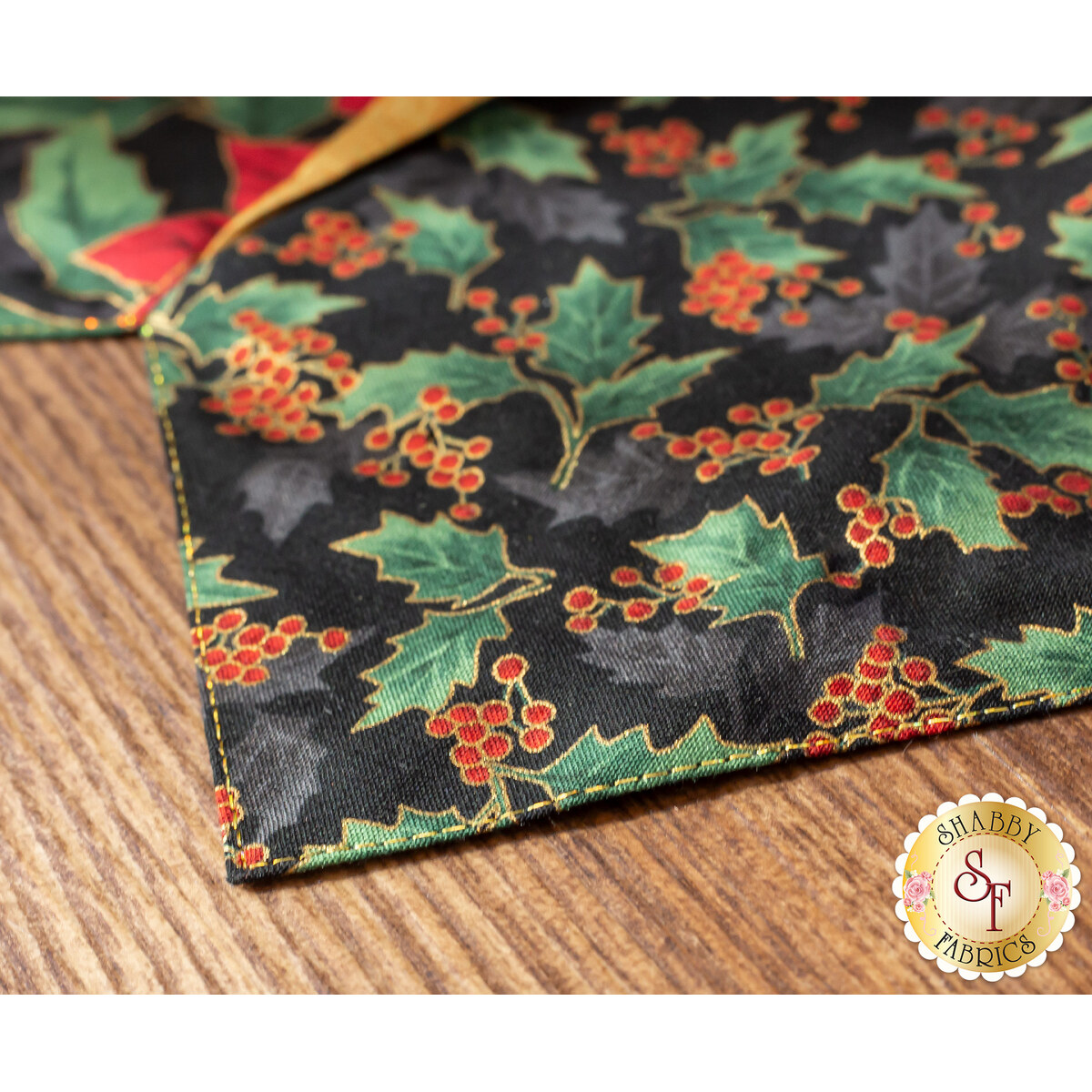 Dresden Christmas Tree Skirt, Hoffman Fabrics, by Quilt Fox Design, Red Green Gold, QFDTS2-4 Black, Finished 40