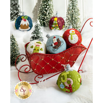  Everything Nice Stuffed Christmas Ornament Kit - In Wool Felt