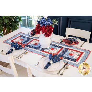  Log Cabin Table Runner Kit - Belle Isle, Image