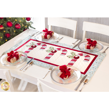  Twisted Peppermint Table Runner Kit - I Believe In Angels, Image