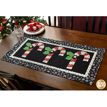 SAMPLE - Twisted Peppermint Table Runner - Santa's Tree Farm