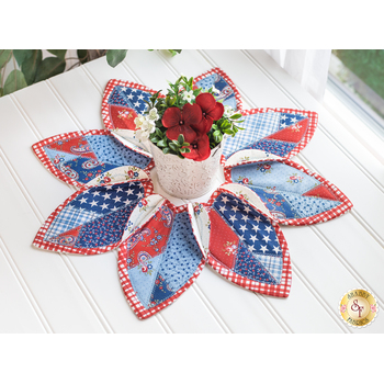  Fold'n Stitch Leaf Topper Kit - Belle Isle, Image