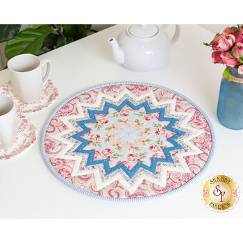  Point of View Kaleidoscope Folded Star Table Topper Kit - French Roses, Image