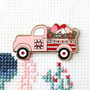 Valentines Vintage Truck Magnetic Needle Minder