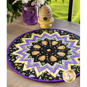  Point of View Kaleidoscope Folded Star Table Topper Kit - Honey & Clover