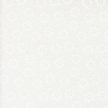 Raspberry Summer 37695-21 Cloud White by Sherri And Chelsi for Moda Fabrics, Image