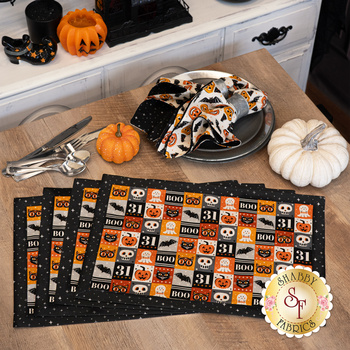  Self-Binding Placemats Kit - Makes 4 - Witching Hour, Image