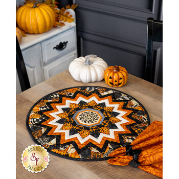  Point of View Kaleidoscope Folded Star Table Topper Kit - Hallow's Eve, Image