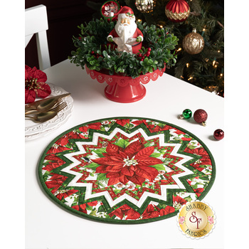  Point of View Folded Star Table Topper Kit - Yuletide Traditions