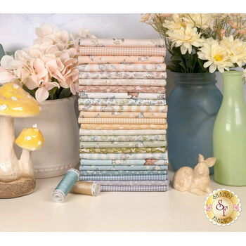 Little Ones  Fat Quarter Bundle Makower UK for Andover Fabrics, Image