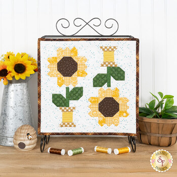 A Year in Spools - August - Sew Sunny Kit, Image