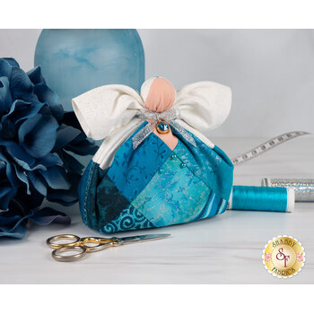  Birthstone Angel Pincushion Kit - December, Image