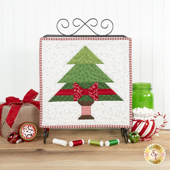  A Year in Spools - December - Sew Festive Kit, Image