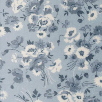 Nantucket Summer Quilt Cuddle 55260-24QC Light Blue by Camille Roskelley for Moda Fabrics, Image