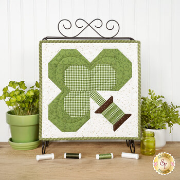  A Year in Spools - March - Sew Lucky Kit, Image