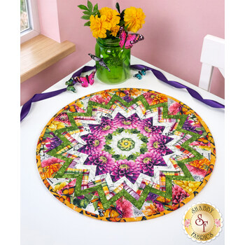  Point of View Kaleidoscope Folded Star Table Topper Kit - Dahlia Botanica