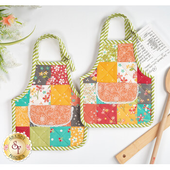  Apron Hot Pads Kit - Makes 2 - In The Garden