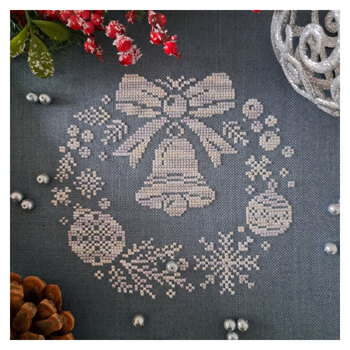 Christmas Wreath Cross Stitch Pattern