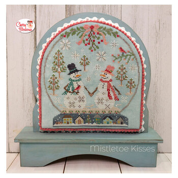 Mistletoe Kisses Cross Stitch Pattern