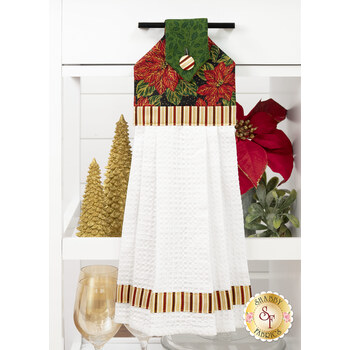  Hanging Towel Precut Kit - Poinsettias at Christmas - Black
