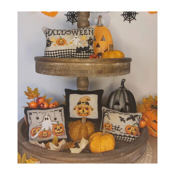 Halloween Pillow Set Cross Stitch Pattern by Serenità di Campagna
