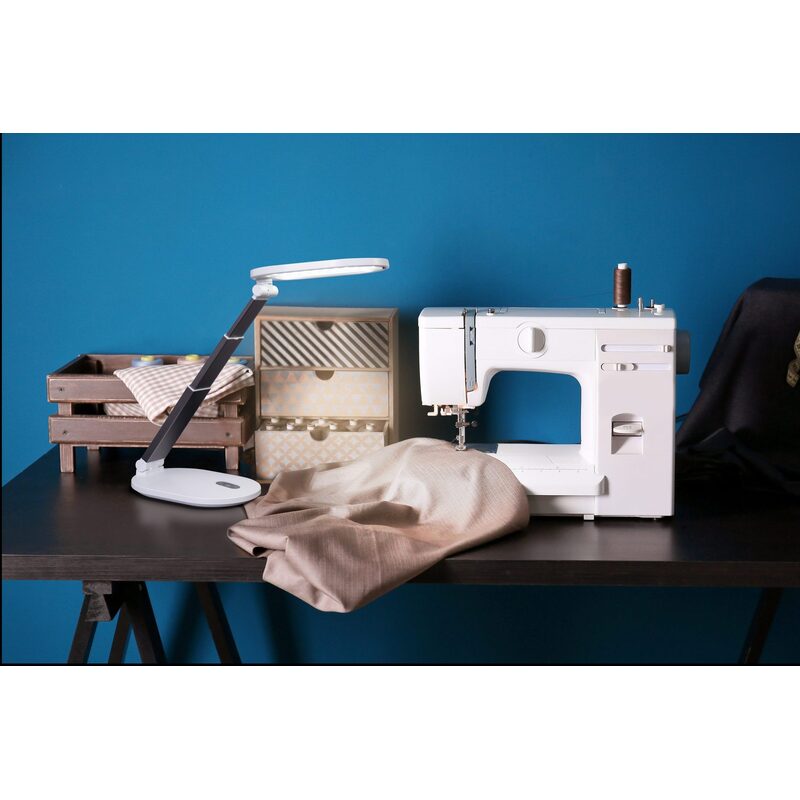 Foldi GO lamp with sewing machine