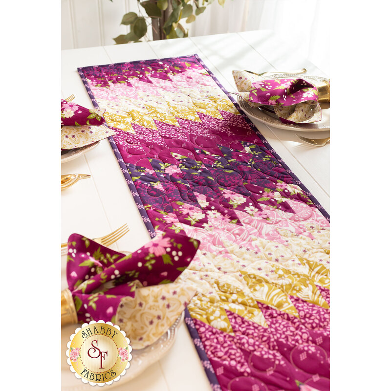 SAMPLE - Bargello Breeze Table Runner & Placemats - Wild Meadow