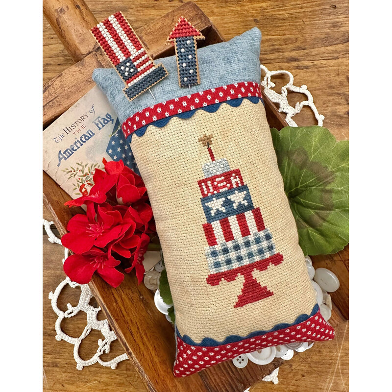 The completed project staged with coordinating patriotic décor.